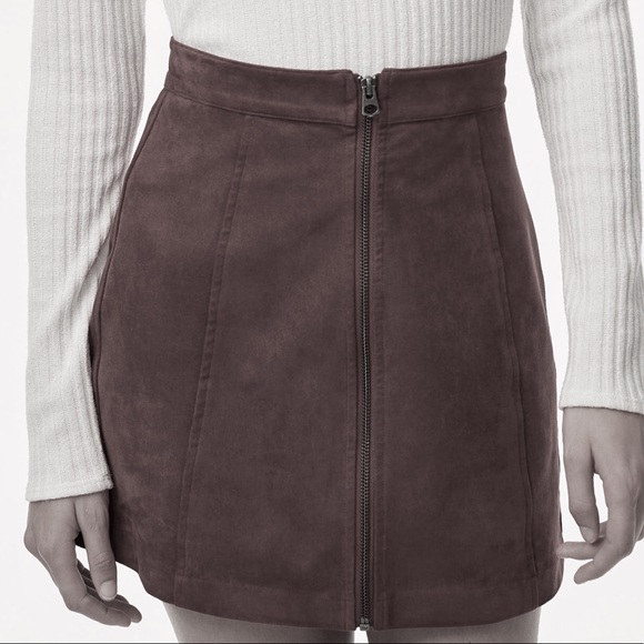 Aritzia Dresses & Skirts - BRAND NEW Aritzia Faux Suede ZipFront Wilfred Free